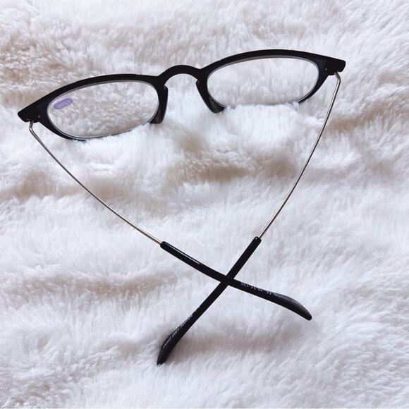 Dylan Black Thin Lightweight Reader Glasses - Picture 8 of 13